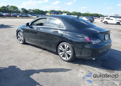 2015 Mercedes-Benz Cla 250 z USA, uszkodzony, nr VIN WDDSJ4EB1FN167279